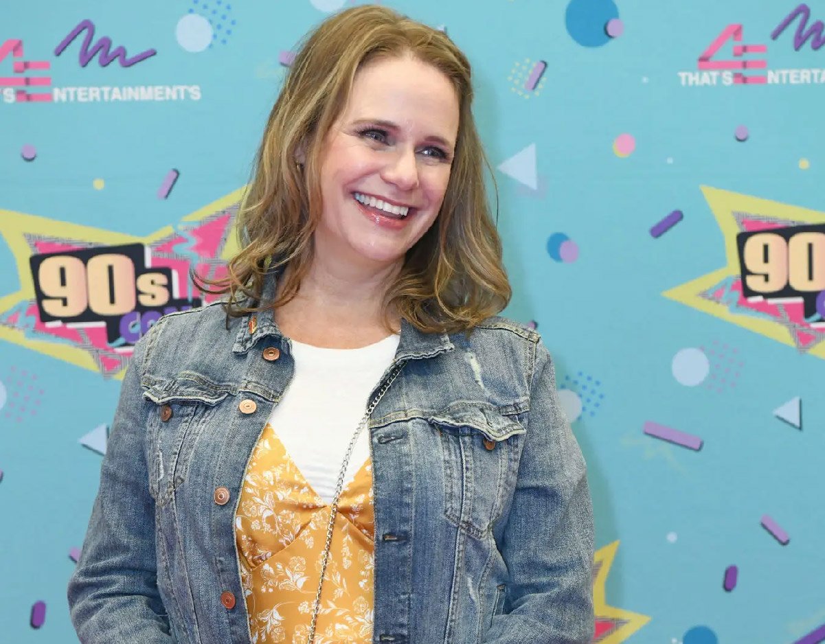 Who Is Felicity Ruth Rytky? The Untold Story of Daughter of Andrea Barber - News Tremendous